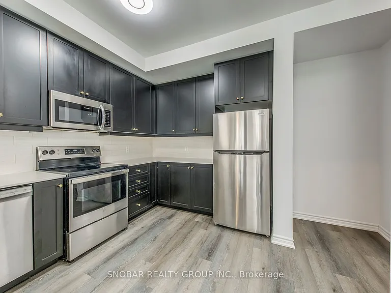 5000 Connor Dr #30 — Photo 5