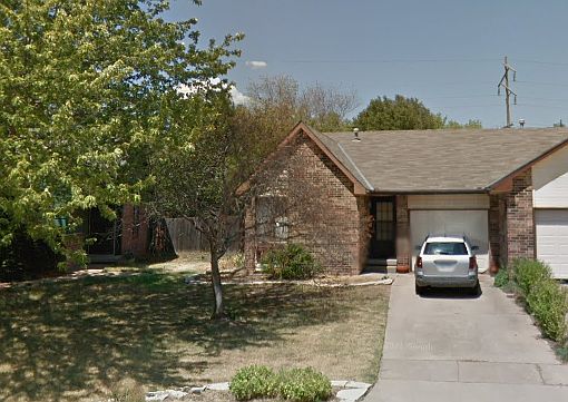2nd image of 6716 W Oneil St