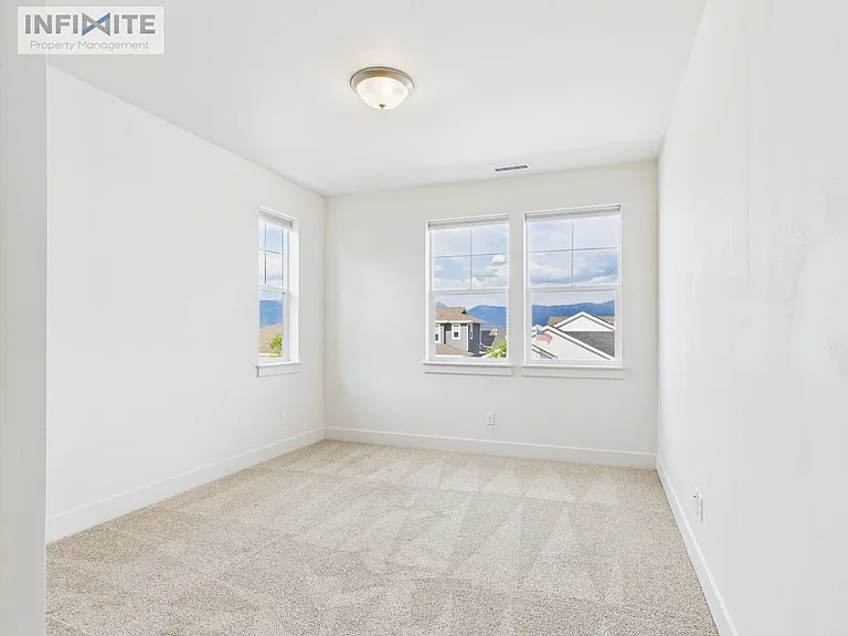 1611 Wyatt Earp Ct — Photo 15