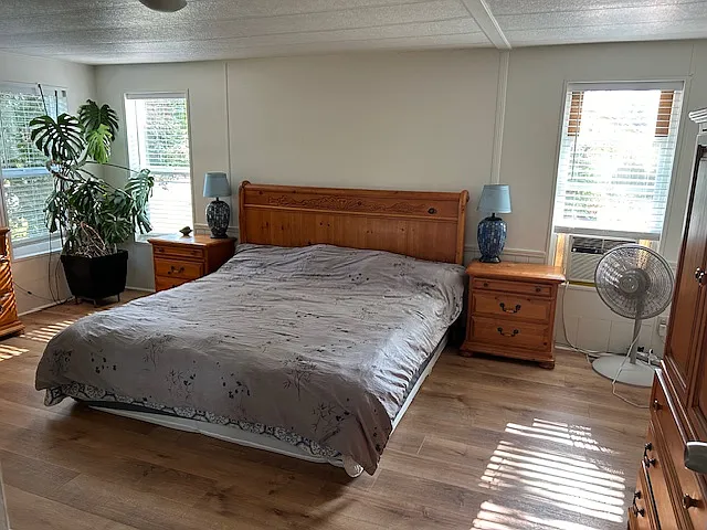 Main bedroom (furniture not included)