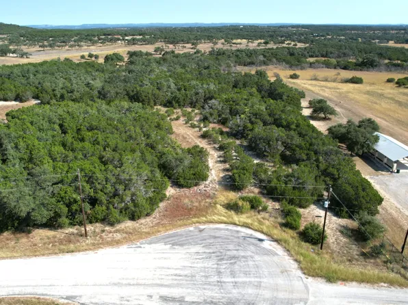 729 VISTA SPRINGS DR, Spring Branch, TX 78070