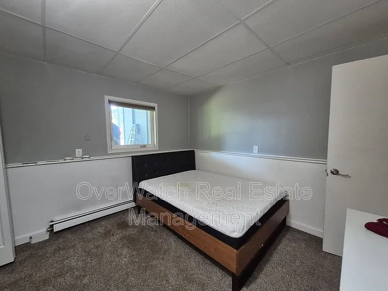 429 Creekside St #B — Photo 6