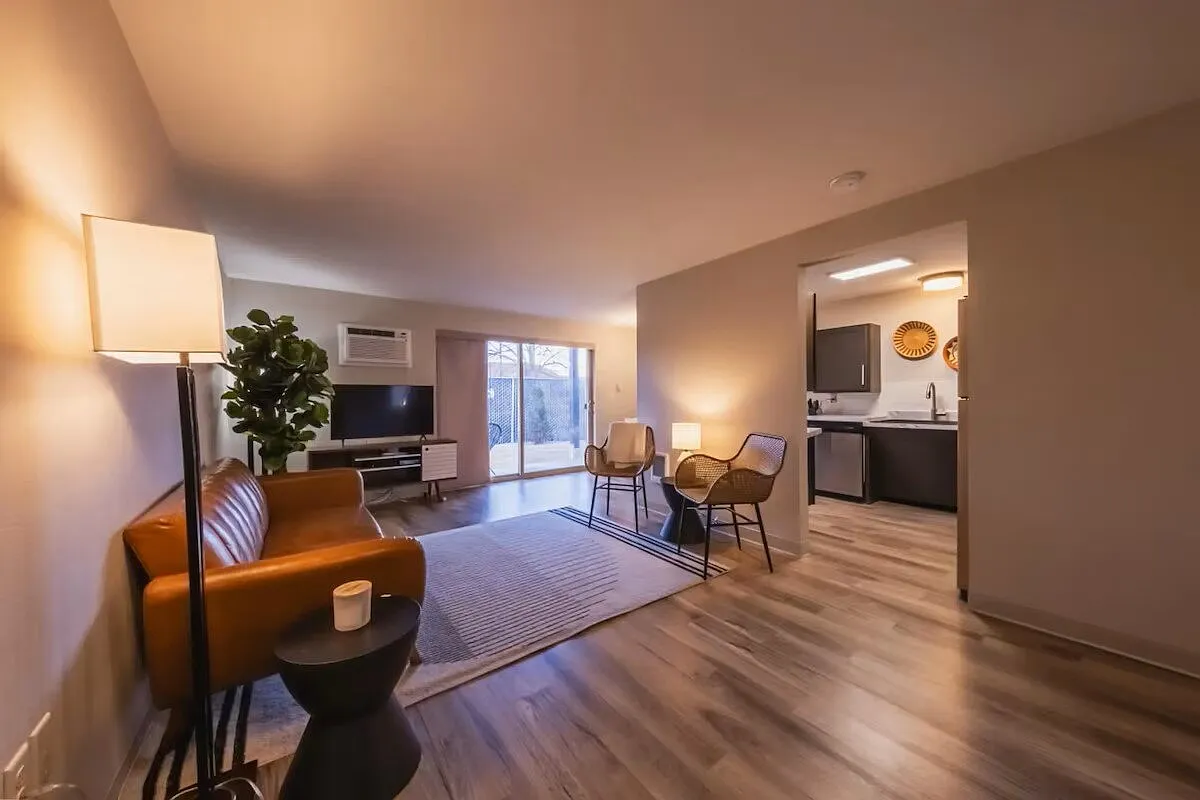 1 bed, 1.0 bath, 760 sqft, $1,650 — Photo 4