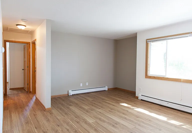 637 13th St S #27 — Photo 5