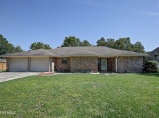 100 W Saltilla St, New Iberia, LA 70563