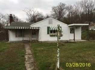 233 High St, Irwin, PA 15642