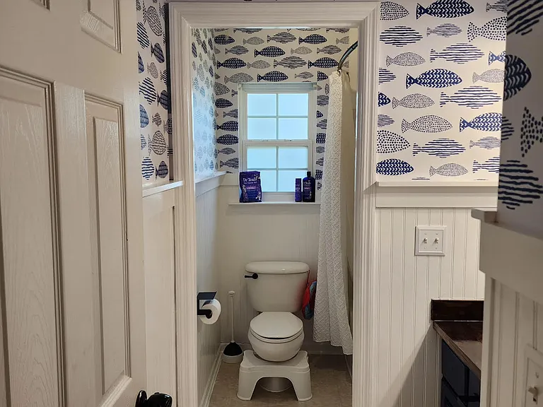 126 Adams Ln — Photo 10
