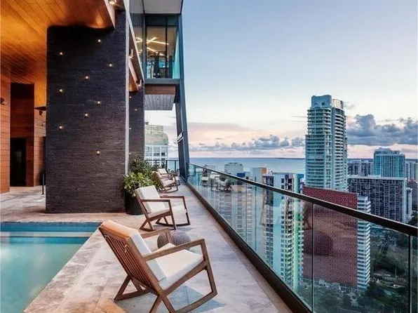 1450 Brickell Ave #3, Miami, FL 33131