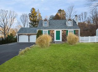 21 Carter Rd, Groton, CT 06340