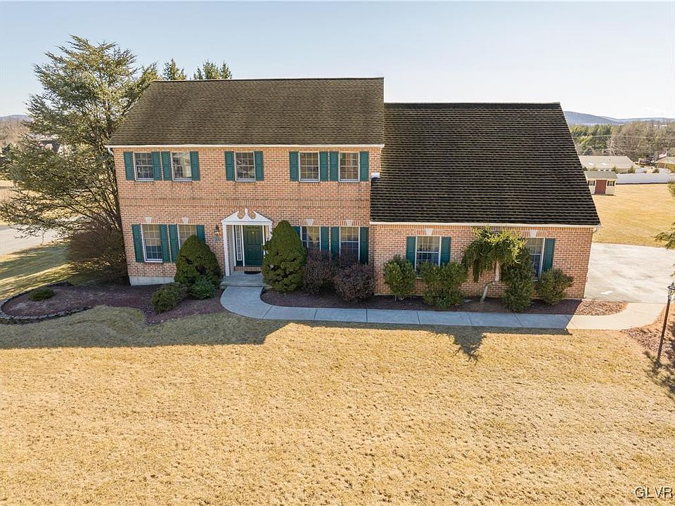 1st image of 319 Hillview Dr