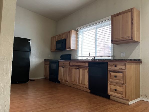 915 Main Ave APT 5