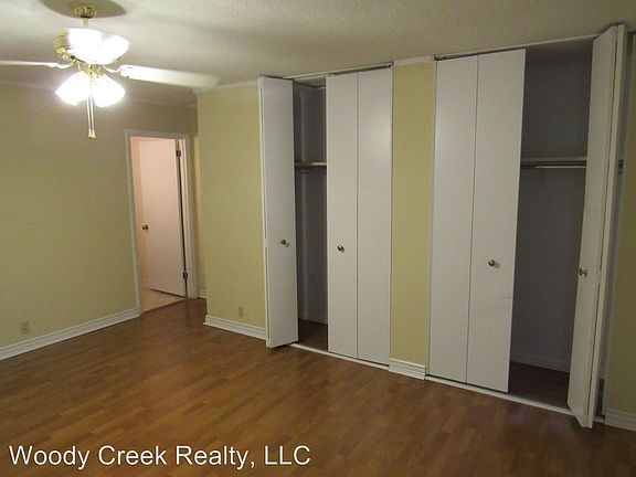 4th image of 428 Berlin Dr