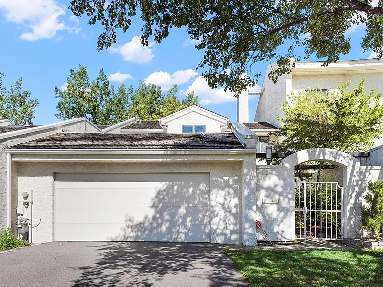 11730 Vista Dr — Photo 38