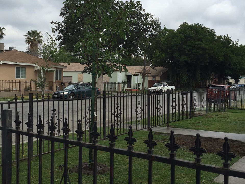 2nd image of 1463 N Wall Ave