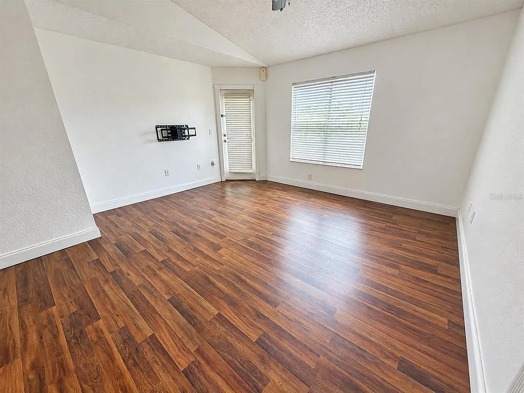 1 bed, 1.0 bath, 665 sqft, $1,150 — Photo 4