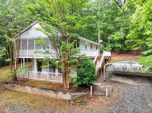 82 Hemlock Ln, Blairsville, GA 30512