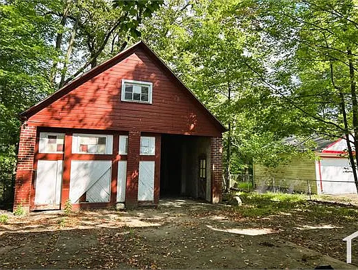 13629 Cranwood Park Blvd — Photo 2