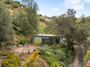 9738 Commerce Ave, Tujunga, CA 91042
