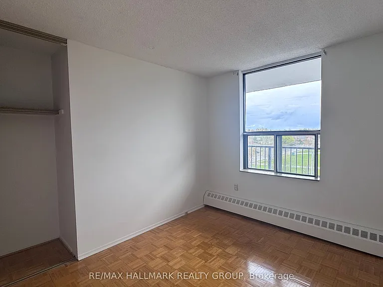 2400 Virginia Dr #510 — Photo 21