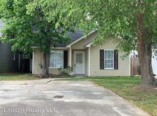 212 Blue Pool Dr, Valdosta, GA 31602