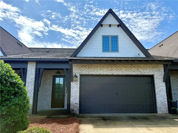 1690 W Farmville Rd, Auburn, AL 36830