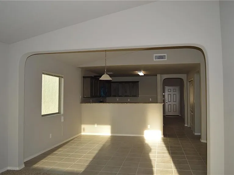 11217 Stockyard Dr — Photo 7