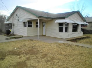 1107 13th St, Abernathy, TX 79311