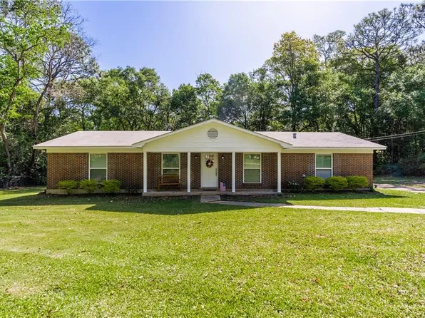 4815 Hoffman Rd, Mobile, AL 36619