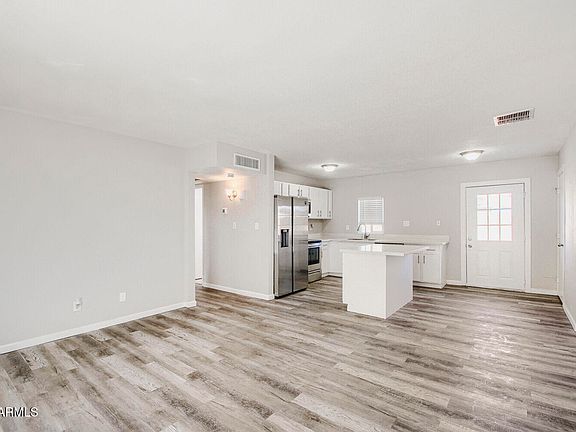 4th image of 18237 N 34TH Drive