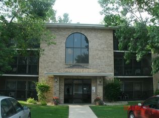 4930 W 134th Ct #302, Crestwood, IL 60445