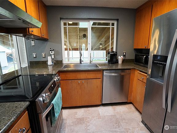 5th image of 29520 46th Avenue Ct E