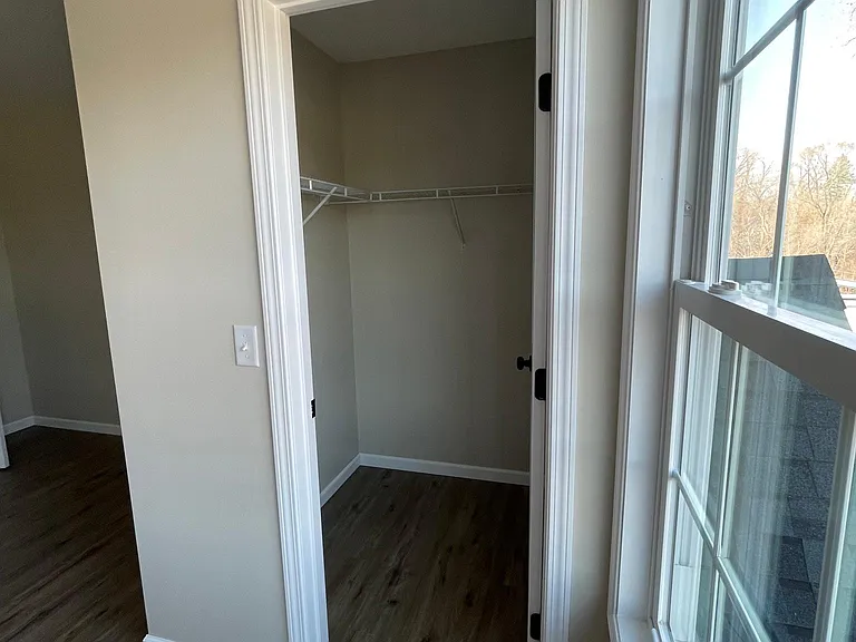 363 Delaware St #1 — Photo 9