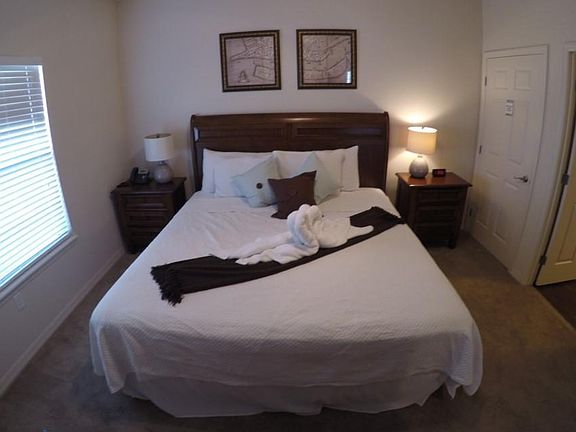 5th image of 2903 Edenshire Way #105