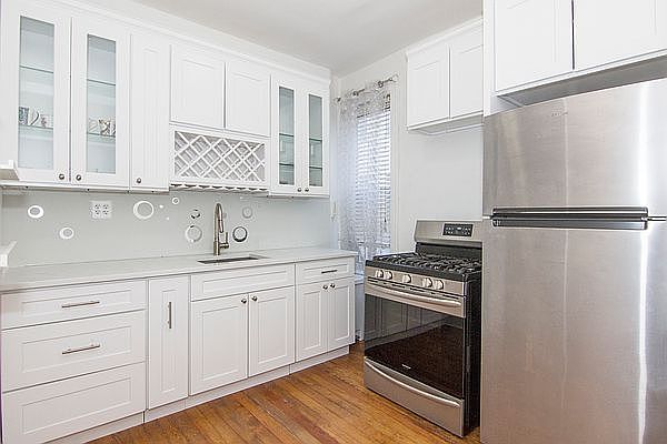 1st image of 31-72 30th St #4