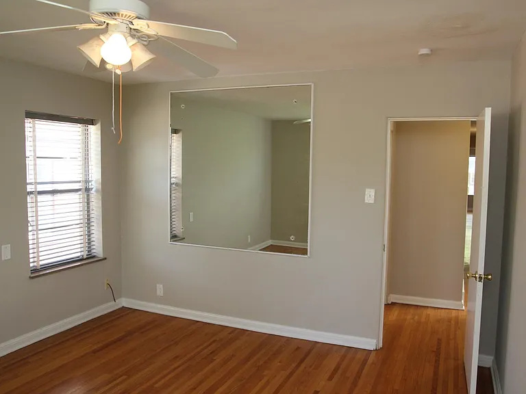 7551 Delmar Blvd #2E — Photo 23
