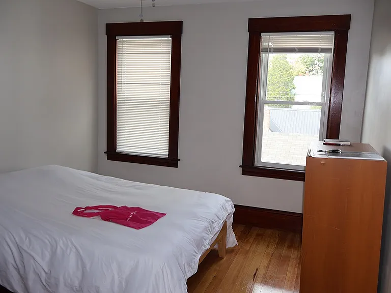 3 Warren St #3 — Photo 11