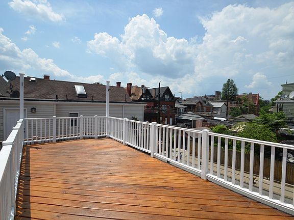 Private deck