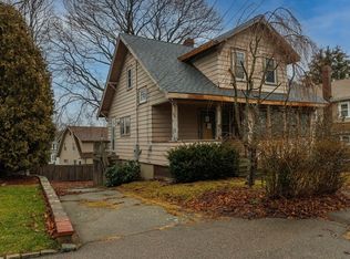 137 Church St, Milton, MA 02186