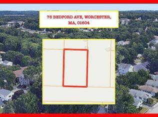 75 Bedford Ave, Worcester, MA 01604