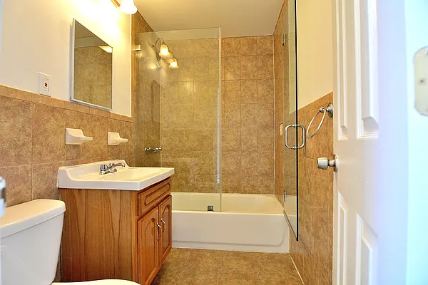 Rented by Hagstrom Management Inc | media 50