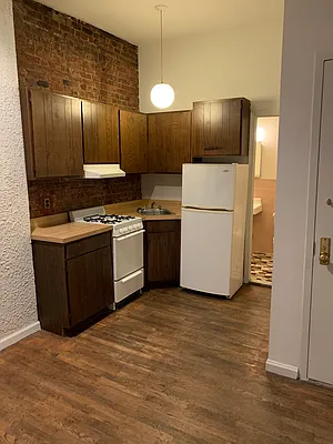 Rented by Brick Real Estate | media 16