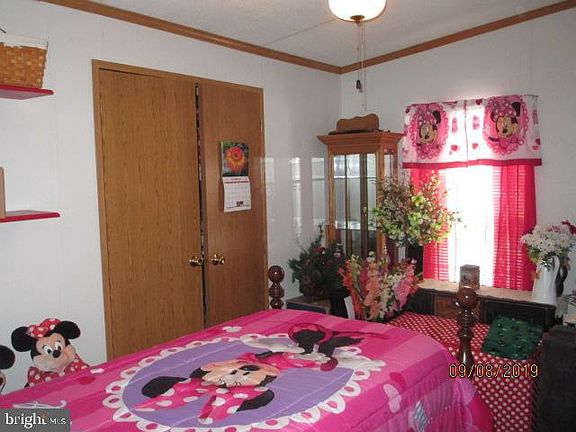 2nd image of 16 Elizabeth Ave