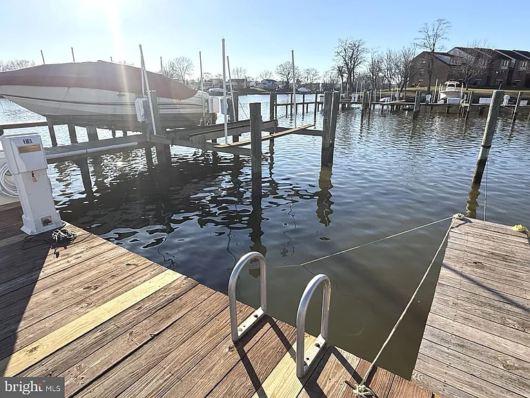 532 Riviera Dr #B — Photo 37