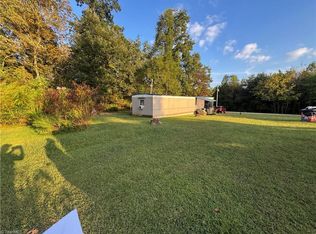 322 Sam Fulk Rd, Pilot Mountain, NC 27041