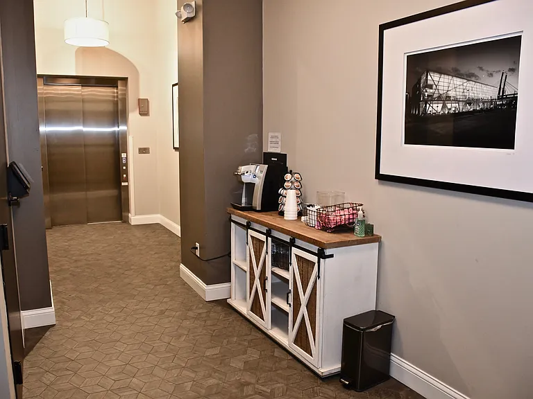 Harmonee Square Apartments — Photo 4