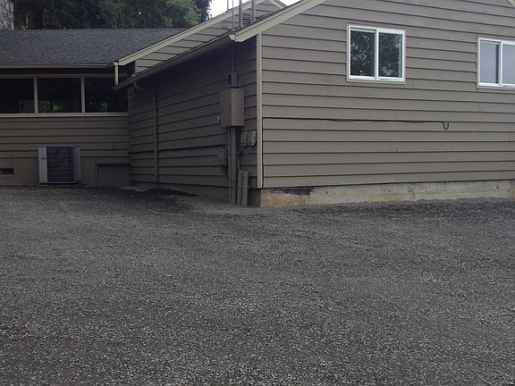 4th image of 7015 NE 12th Ave