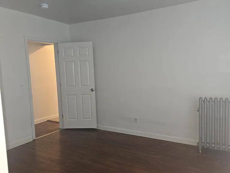 280 Wilbraham Rd — Photo 11