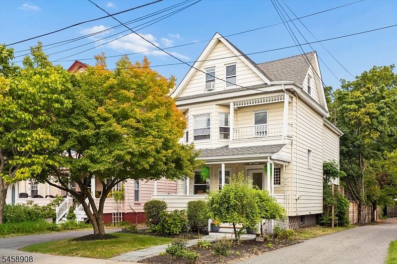 1st image of 41 N Willow St