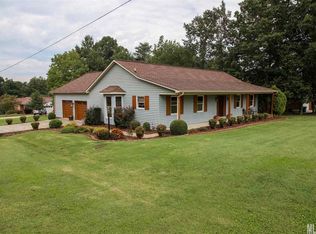 690 Robinhood Rd, Maiden, NC 28650