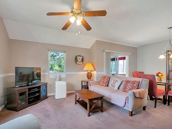 2nd image of 217 Crystal Water Dr Unit 217